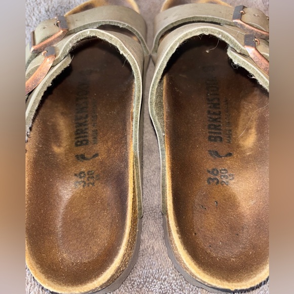 Birkenstocks Arizona slide sandals size 36 EU/5.5 US - Picture 6 of 7
